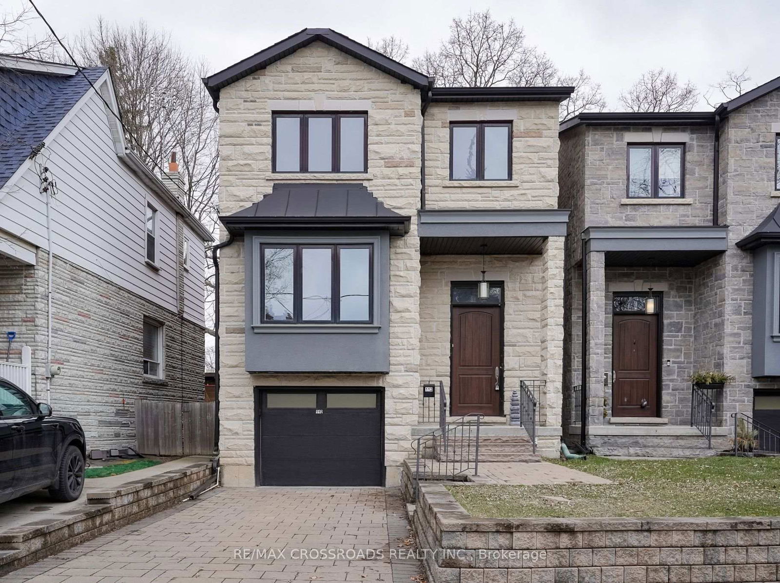 Detached House for sale at 112 Oakcrest Avenue, Toronto, East End-Danforth, M4C 1B7 - MLS: E12091483