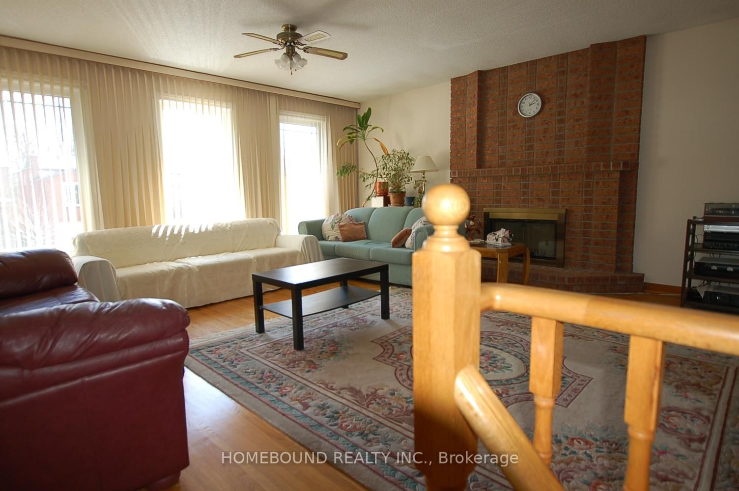 Detached House for sale at 29 Burnt Bark Drive, Toronto, Steeles, M1V 3J6 - MLS: E12091829