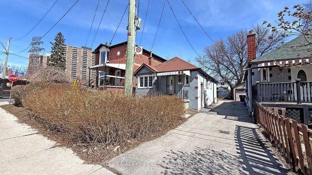 69 St Dunstan Drive