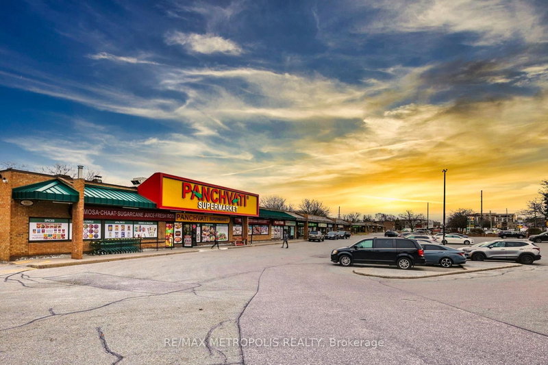 F5 - 1051 SIMCOE St N, Oshawa, L1G 4S1 | Image 3