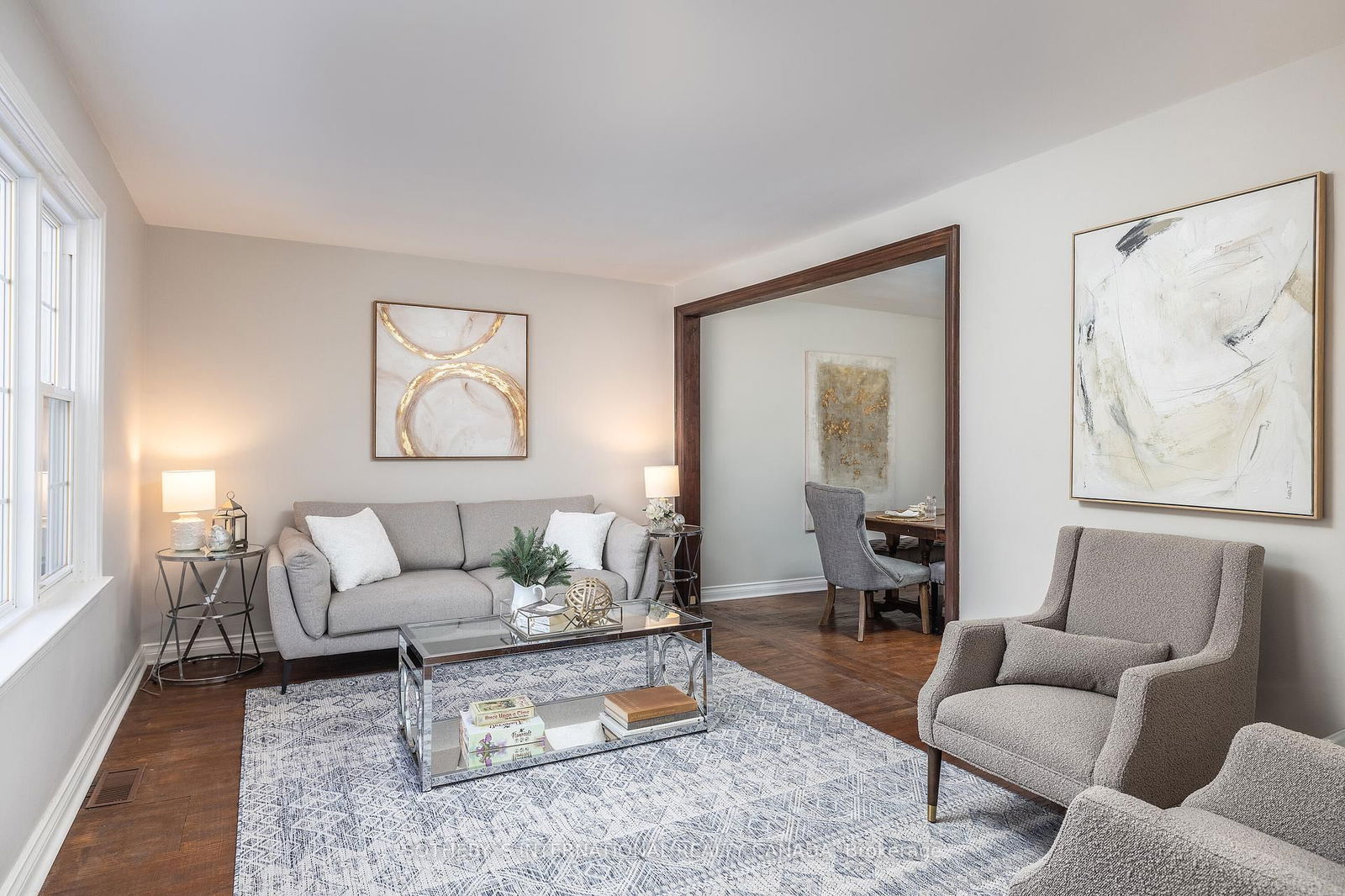 Detached House for sale at 33 Southmead Road, Toronto, Clairlea-Birchmount, M1L 2H9 - MLS: E12092427
