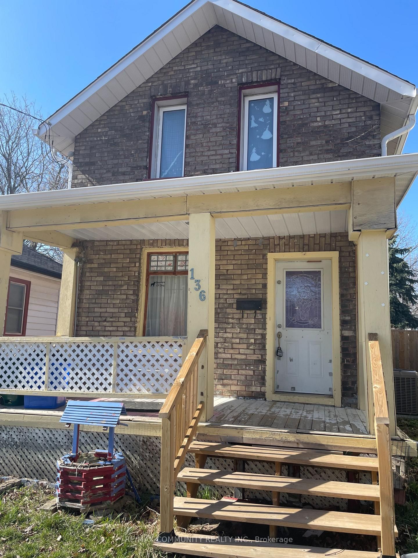 Detached House for sale at 136 Summer Street, Oshawa, Central, L1H 2K9 - MLS: E12092467