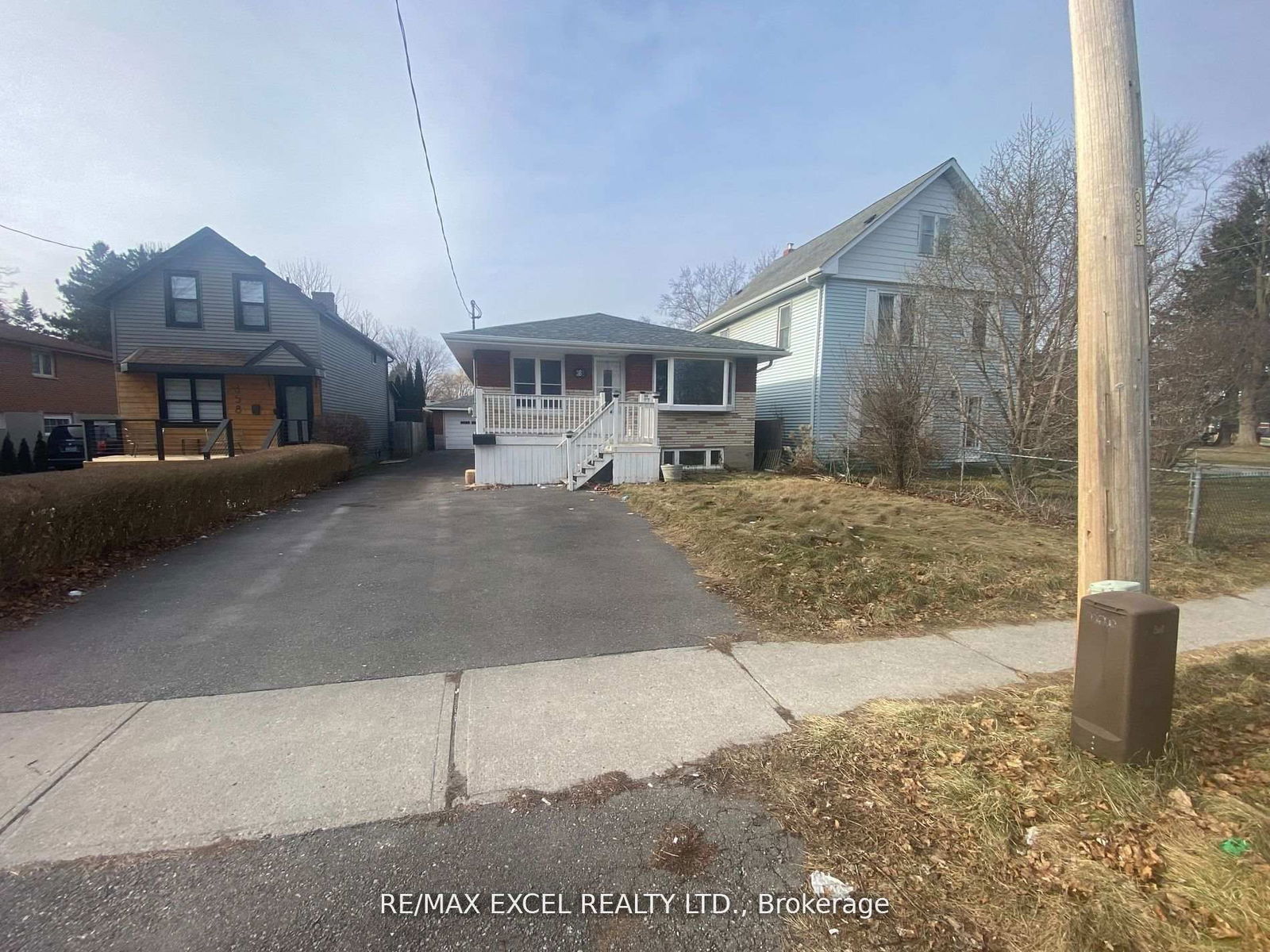 Detached House for lease at Main Flr-362 Park Road, Oshawa, McLaughlin, L1J 4M3 - MLS: E12092769