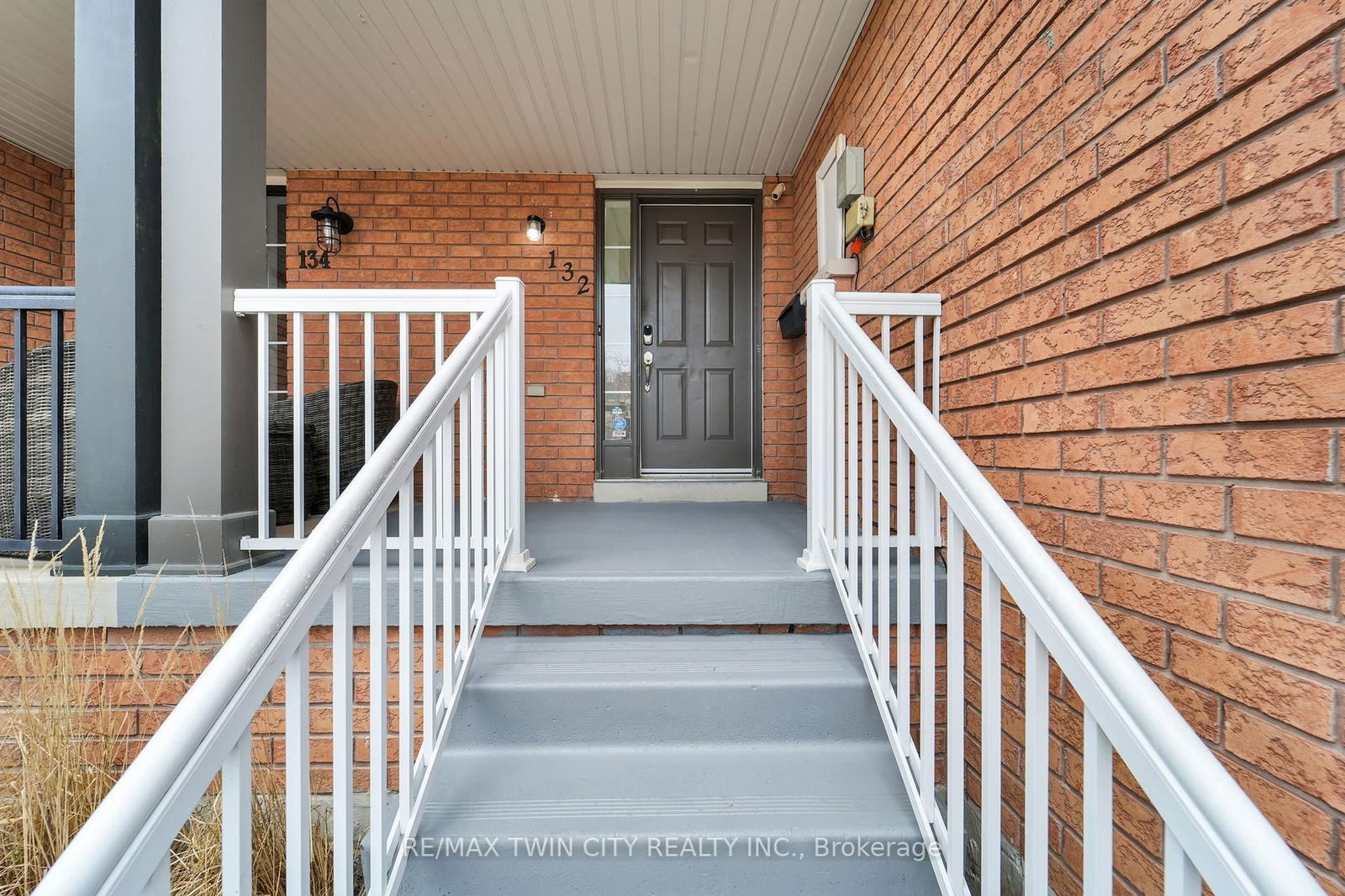 Townhouse for sale at 132 Kirkland Place, Whitby, Williamsburg, L1P 1W8 - MLS: E12092819