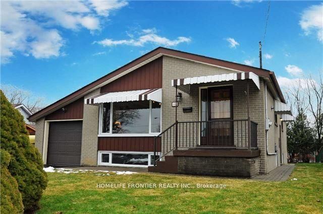 Detached House for lease at Upper-142 Hillcrest Drive, Whitby, Downtown Whitby, L1N 3C2 - MLS: E12092846