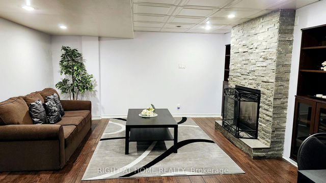 488 Rougewalk Drive