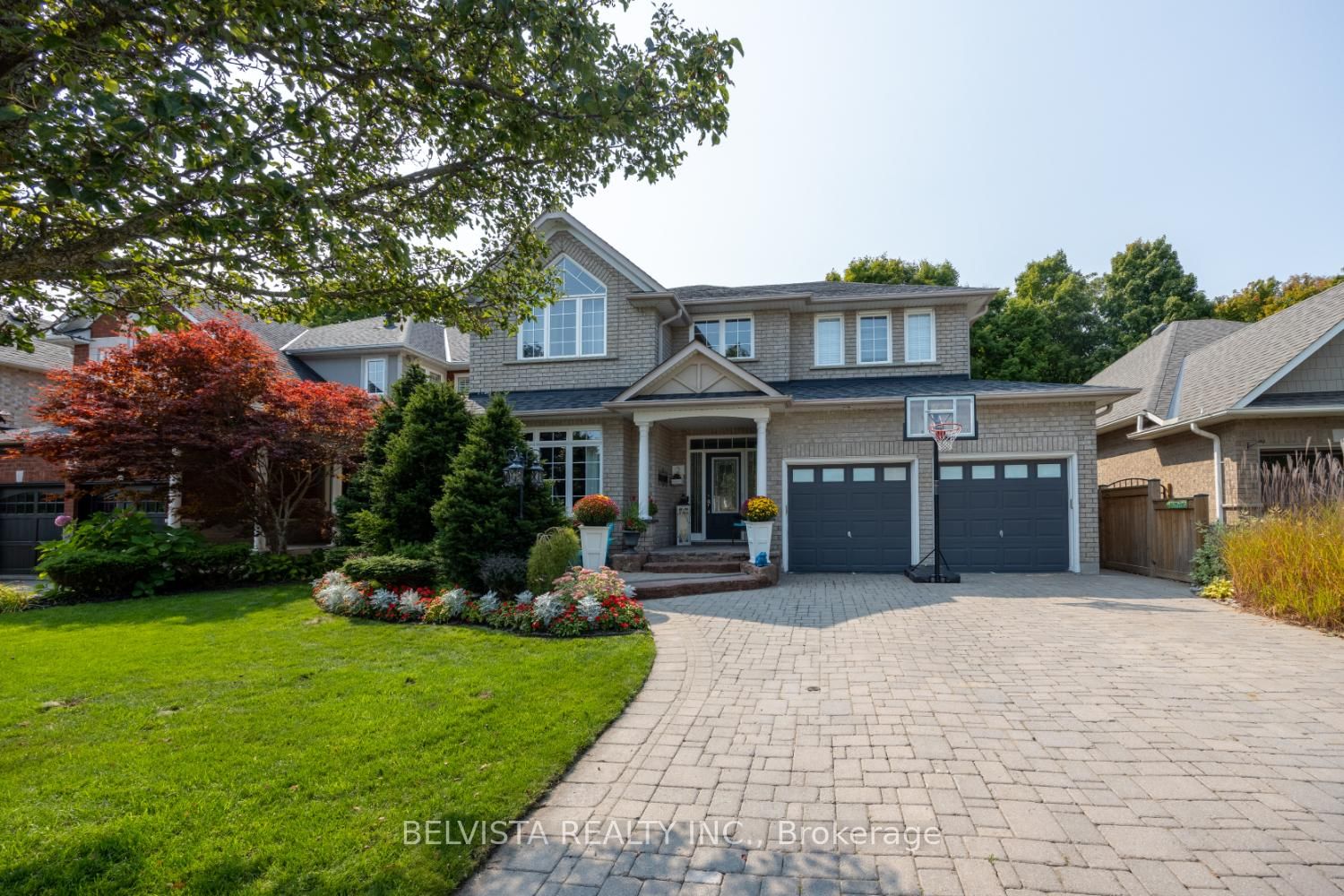 Property at 2 Stillwater