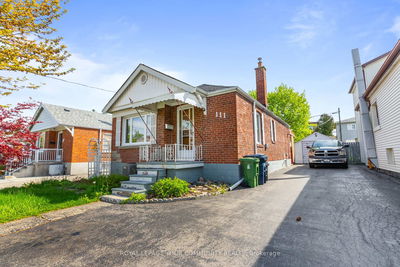 111 North Bonnington Ave, Toronto - Clairlea-Birchmount image-0-2