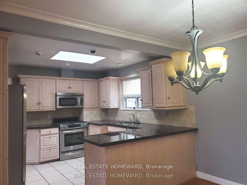 Detached House for lease at 48 Blaisdale Road, Toronto, Dorset Park, M1P 1V7 - MLS: E12093333