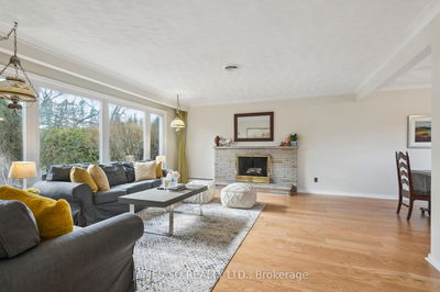 83 Deep Dene Dr, Toronto - Highland Creek image-0-2