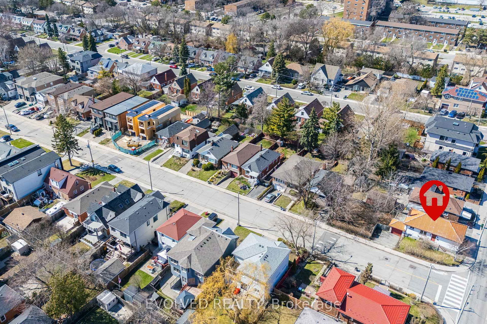 Detached House for sale at 1338 Victoria Park Avenue, Toronto, O'Connor-Parkview, M4B 2L7 - MLS: E12094658