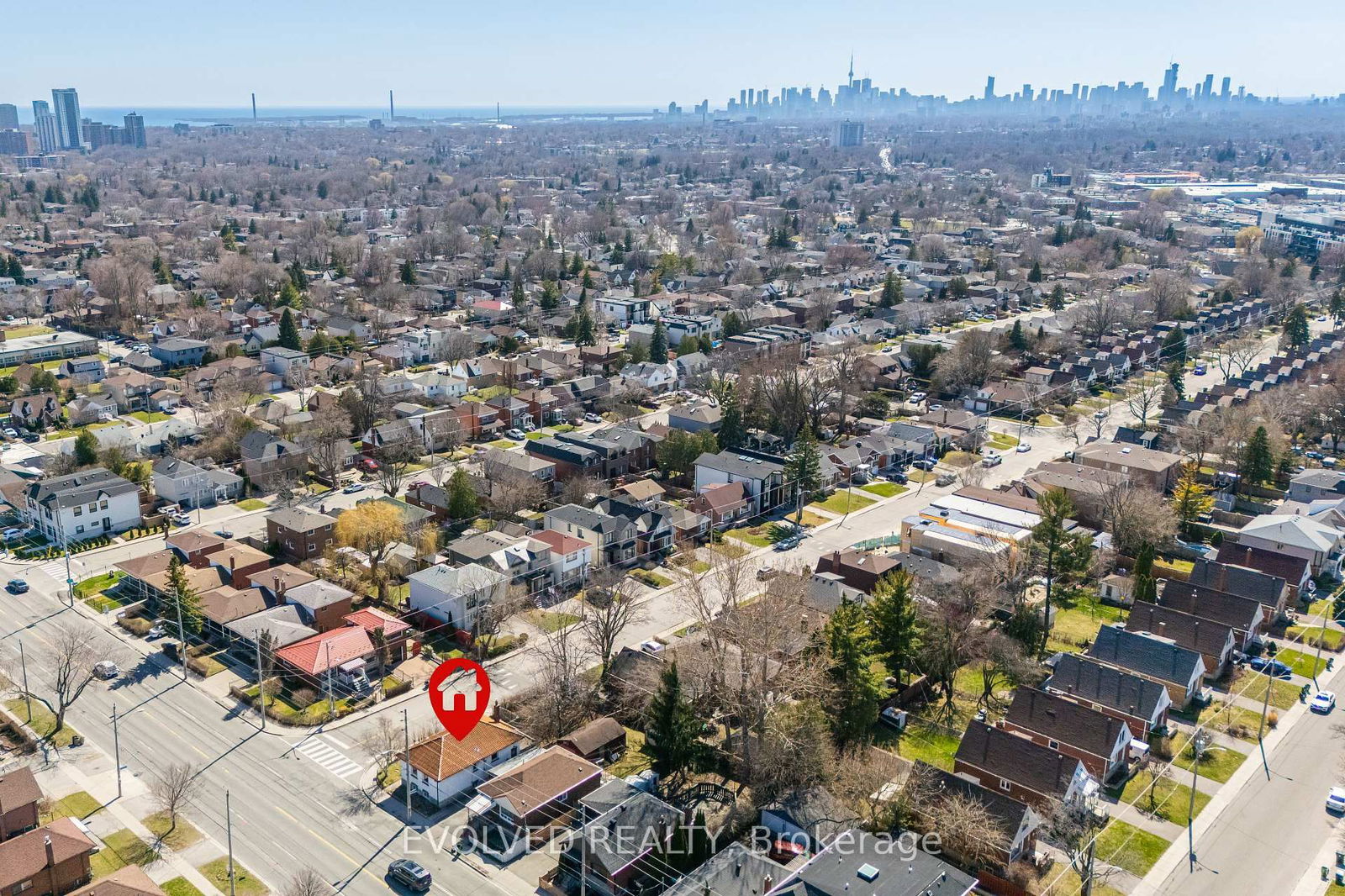 Detached House for sale at 1338 Victoria Park Avenue, Toronto, O'Connor-Parkview, M4B 2L7 - MLS: E12094658