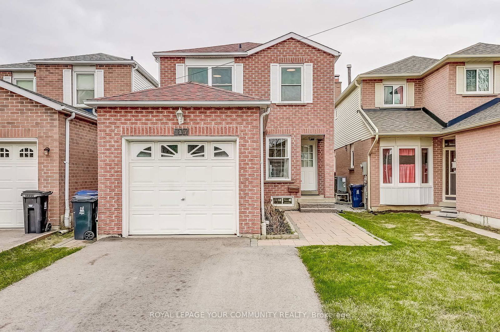 Detached House for sale at 117 Enchanted Hills Crescent, Toronto, Milliken, M1V 3P1 - MLS: E12094705