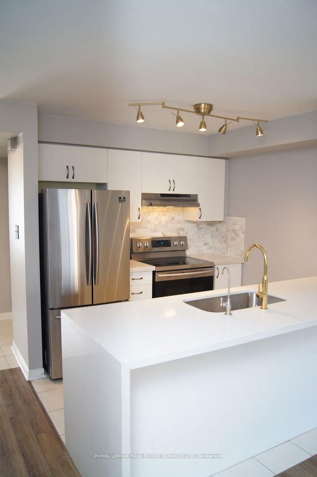 2 - 47 Petra Way