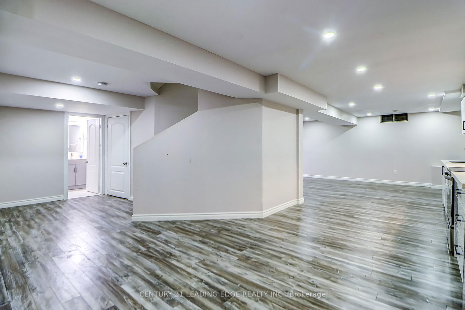 Detached House for lease at Basement-30 Brockman Crescent, Ajax, Central West, L1T 4B3 - MLS: E12095436