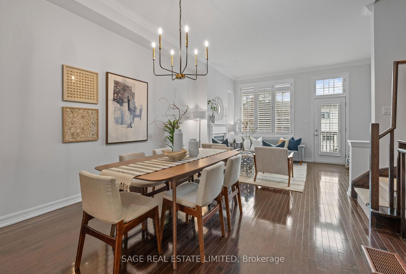 Townhouse sold at 5 Tompkins Mews, Toronto, The Beaches, M4L 0A1 - MLS: E12095441