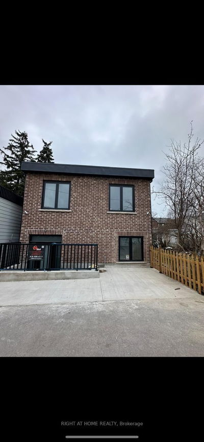 Unit Laneway Suite — 94 Barrington Ave, Toronto - Crescent Town