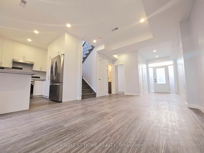 Unit Laneway Suite — 94 Barrington Ave, Toronto - Crescent Town image-0-3