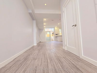Unit Laneway Suite — 94 Barrington Ave, Toronto - Crescent Town image-0-4