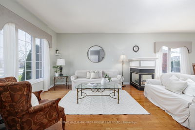 8 South Garden Crt, Scugog - Port Perry image-0-3