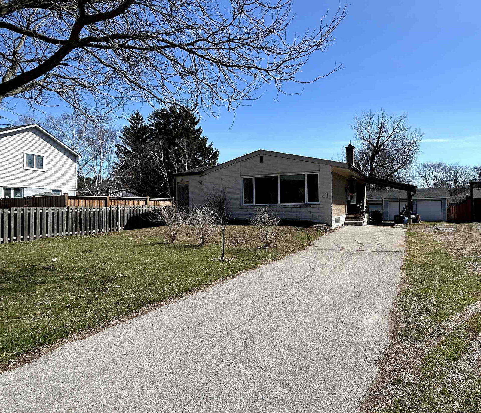 Detached House sold at 31 Georgina Drive, Ajax, Central West, L1S 6B9 - MLS: E12095890