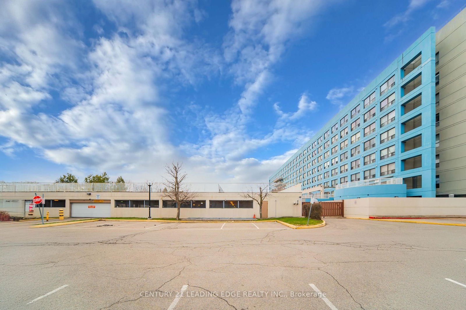 Condo for sale at 606-39 KIMBERCROFT Court, Toronto, Agincourt South-Malvern West, M1S 5B5 - MLS: E12096065