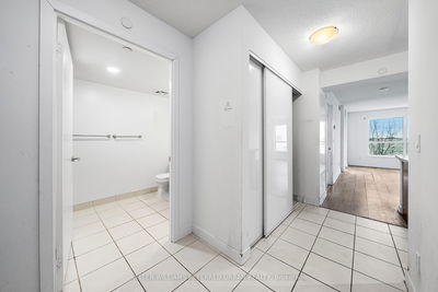 Unit 315 — 8 Trent Ave, Toronto - East End-Danforth image-0-3