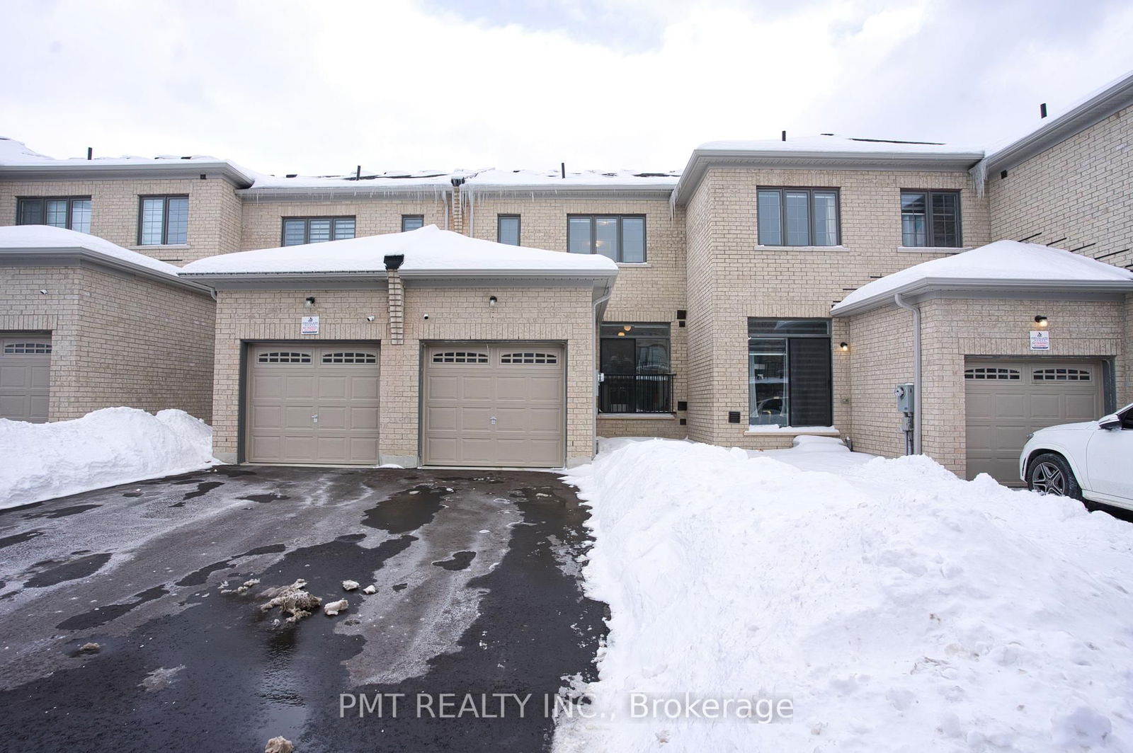 Townhouse leased at 2674 Delphinium Trail, Pickering, Rural Pickering, L1X 0M1 - MLS: E12097040