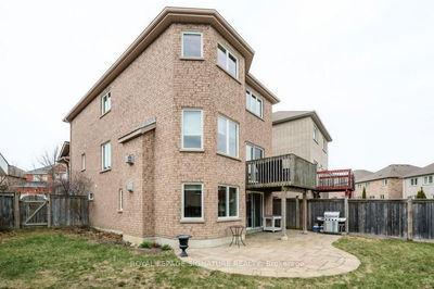 13 Shapland Cres, Ajax - Northeast Ajax image-0-1