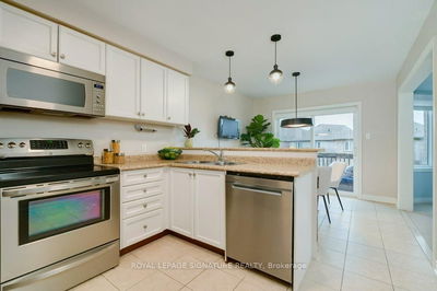 13 Shapland Cres, Ajax - Northeast Ajax image-0-4