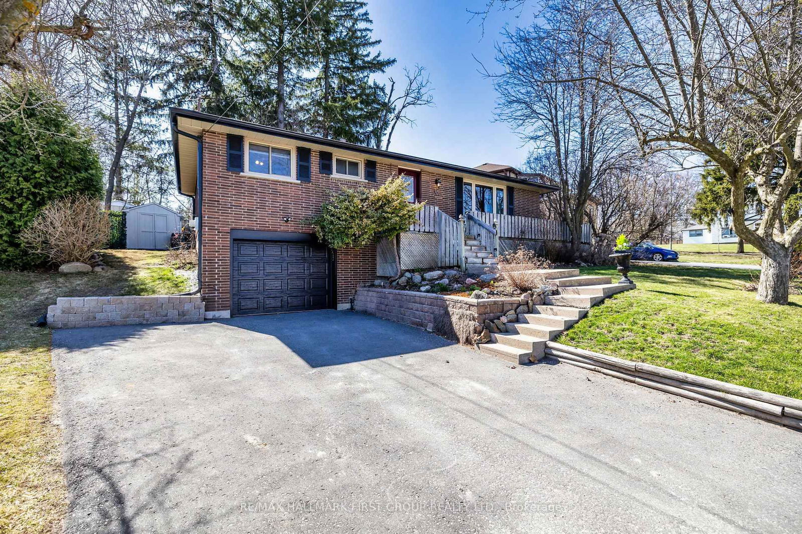 Detached House for sale at 94 Caleb Street, Scugog, Port Perry, L9L 1J9 - MLS: E12097752