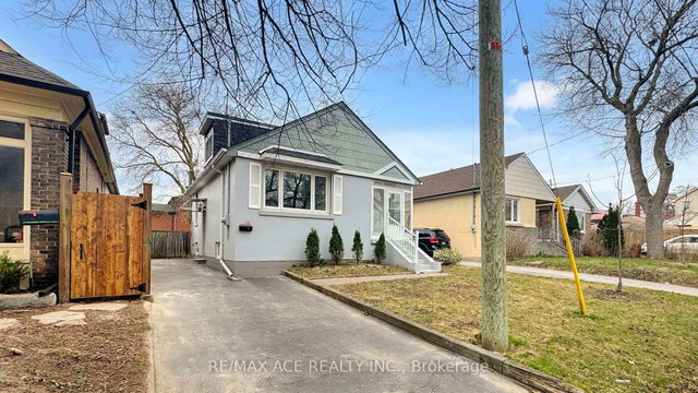 102 Newport Avenue
