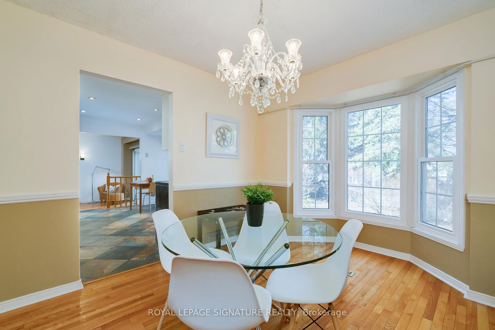Detached House for sale at 8 Stonemanse Court, Toronto, Woburn, M1G 3V3 - MLS: E12098223