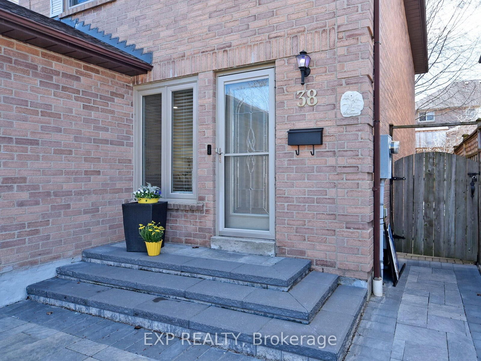 Detached House sold at 38 Deverill Crescent, Ajax, Central West, L1T 1S7 - MLS: E12098691