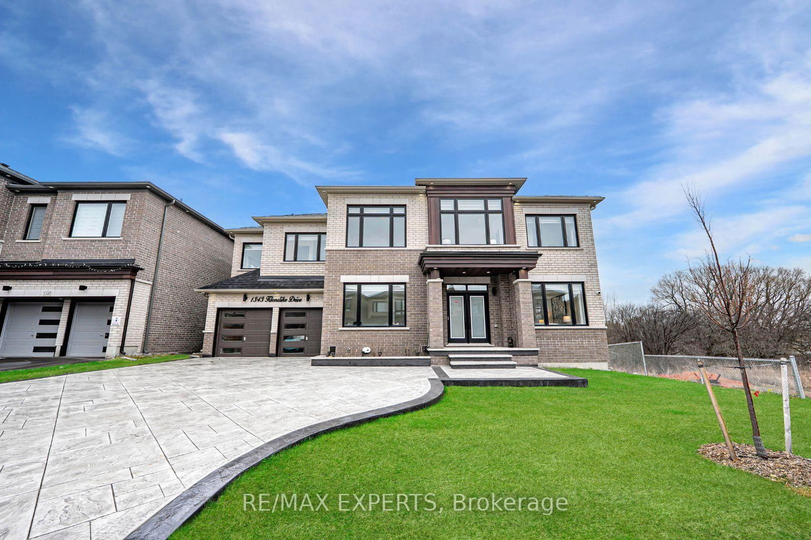 Detached House for sale at 1343 Klondike Court, Oshawa, Kedron, L1L 0T1 - MLS: E12098905