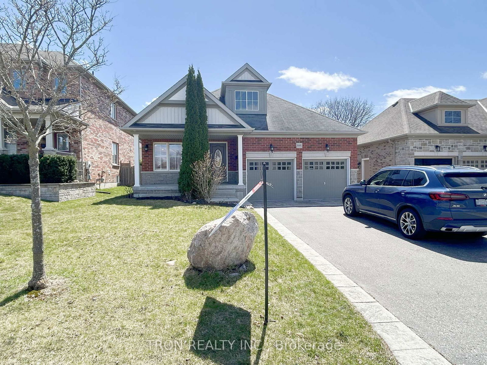 Detached House for sale at 888 Barbados Street, Oshawa, Northglen, L1J 0A5 - MLS: E12099035