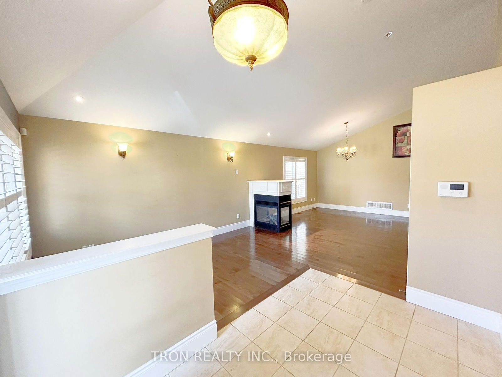 Detached House for sale at 888 Barbados Street, Oshawa, Northglen, L1J 0A5 - MLS: E12099035
