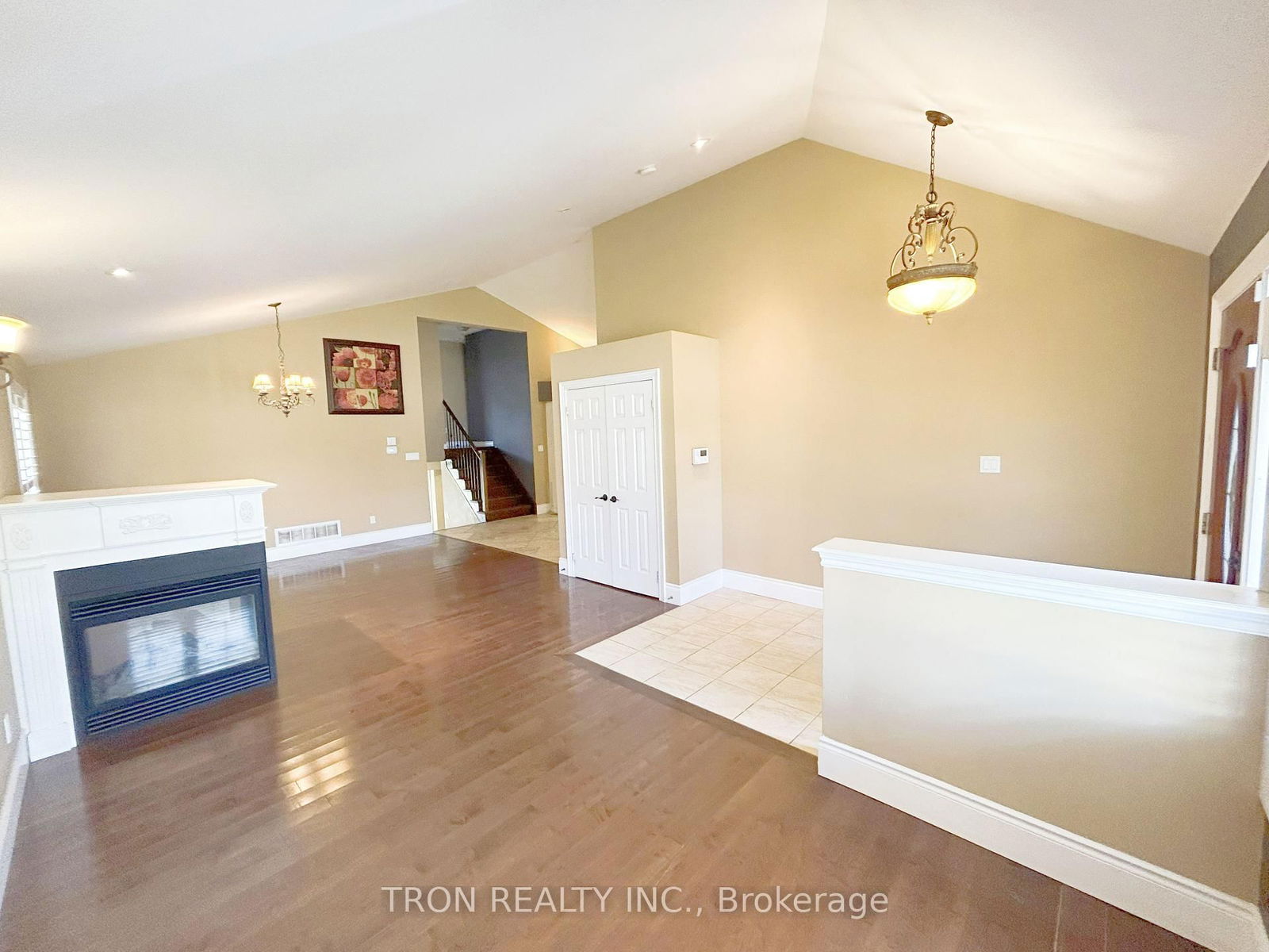 Detached House for sale at 888 Barbados Street, Oshawa, Northglen, L1J 0A5 - MLS: E12099035