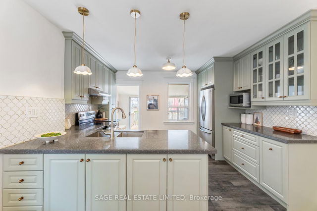 80 Rosevear Avenue