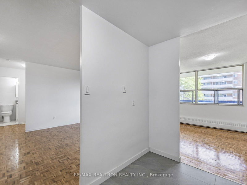 Room1