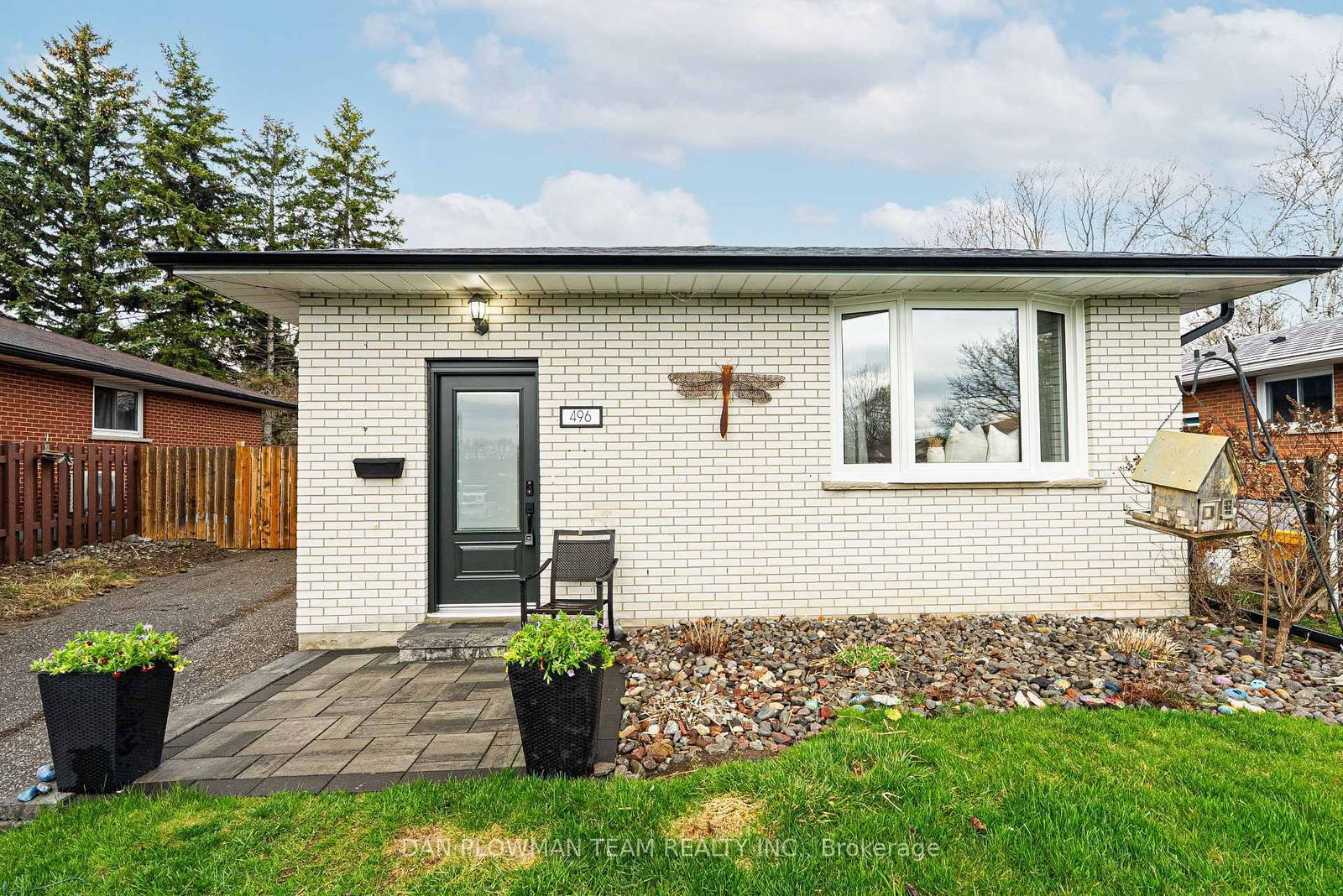 Detached House sold at 496 Tennyson Court, Oshawa, Donevan, L1H 3K7 - MLS: E12099440