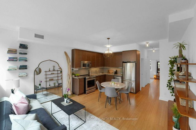 4 - 38 Boston Avenue