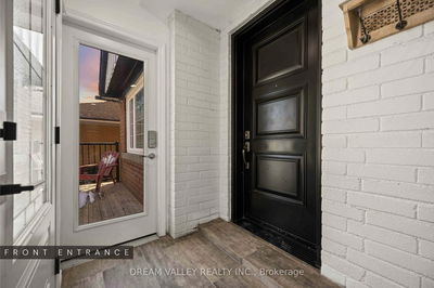 74 Rosemount Dr, Toronto - Ionview image-0-3