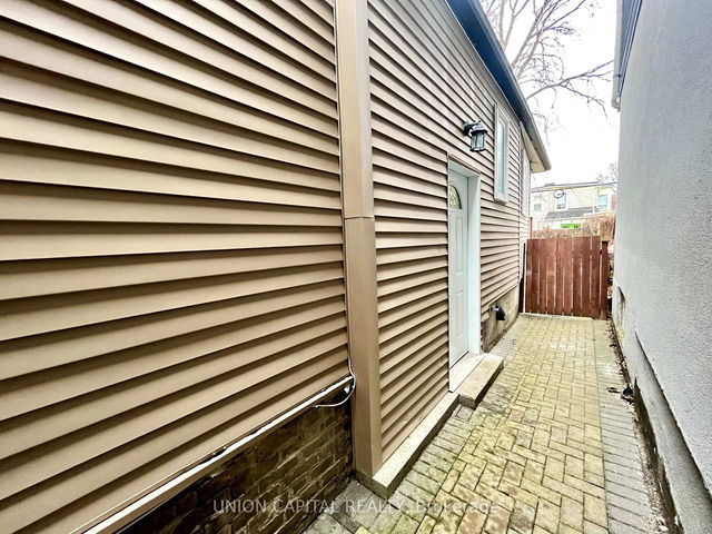 Lower - 59 Wroxeter Avenue