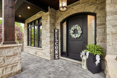 35 Heber Down Cres, Whitby - Brooklin image-0-2