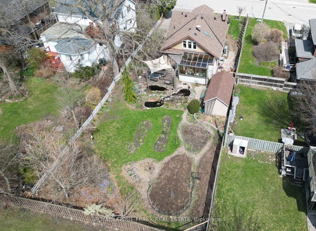 111 Trent Street W