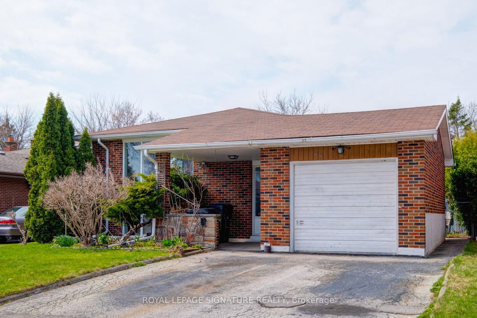 Detached House sold at 24 Rainier Square, Toronto, L'Amoreaux, M1T 2Z9 - MLS: E12100479