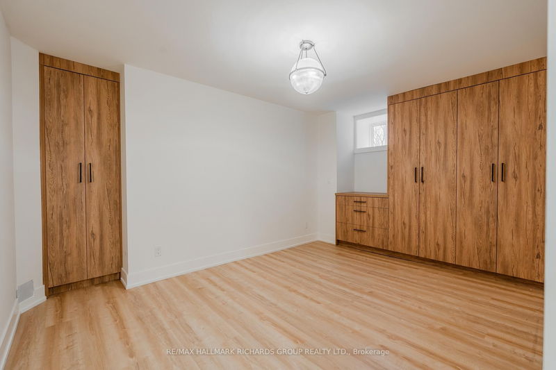 Room1