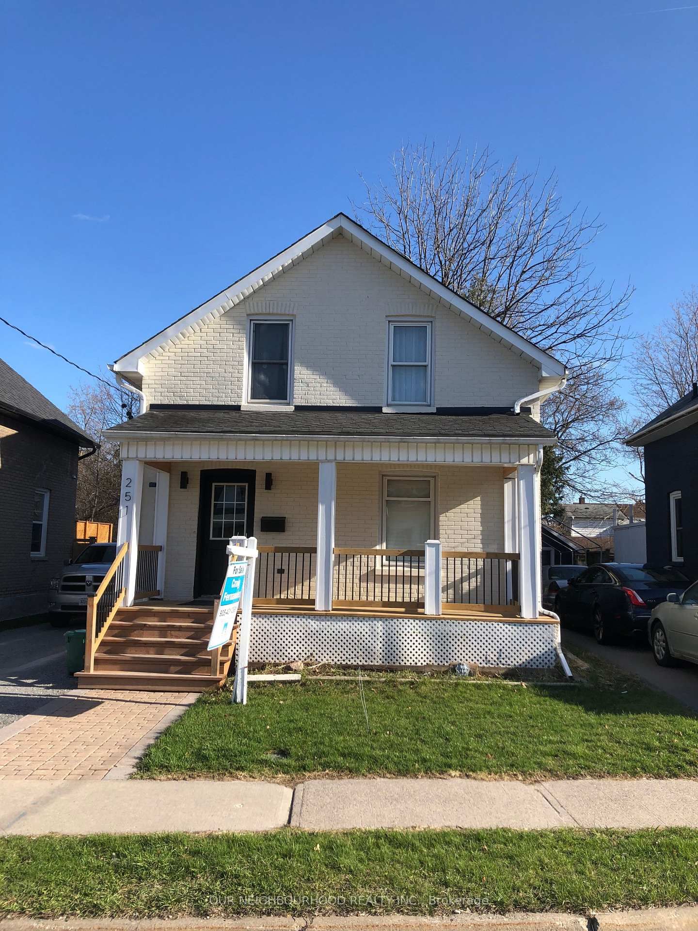 Detached House for sale at 251 John Street, Oshawa, Vanier, L1J 2B5 - MLS: E12101093