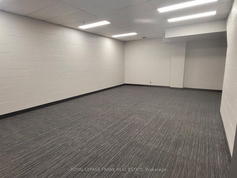B12 - 415 Baseline Rd W, Clarington, L1C 1N3 | Image 3
